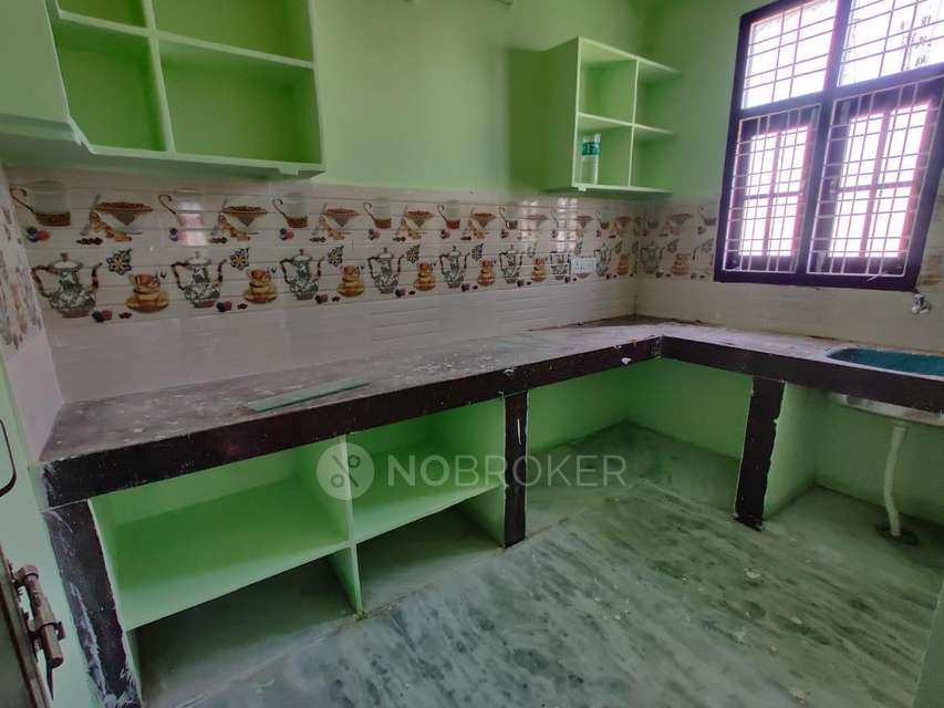 3 BHK Flat In Crescent Apartments for Rent  In Puppalguda 