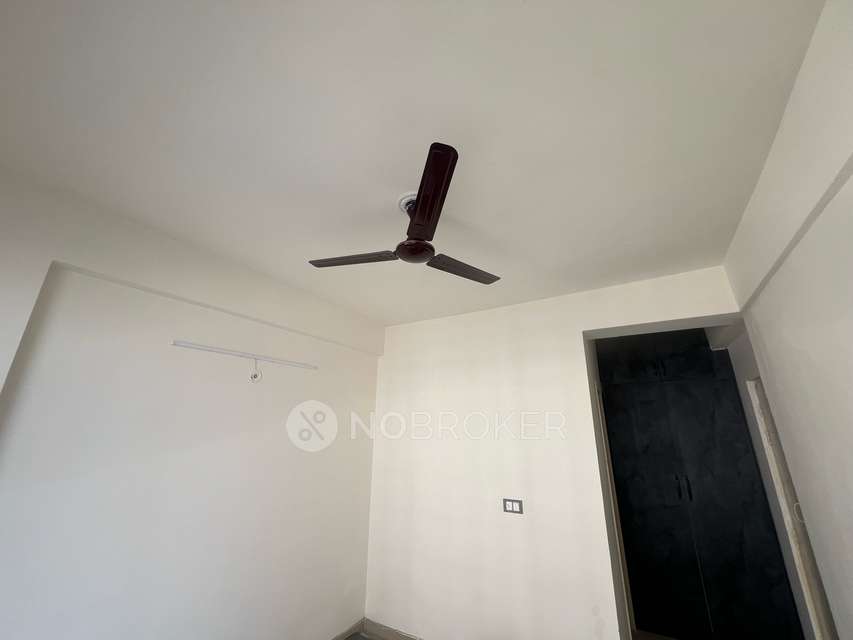 3 BHK Flat In Rof Aalayas Phase 2 For Sale  In Sector 102
