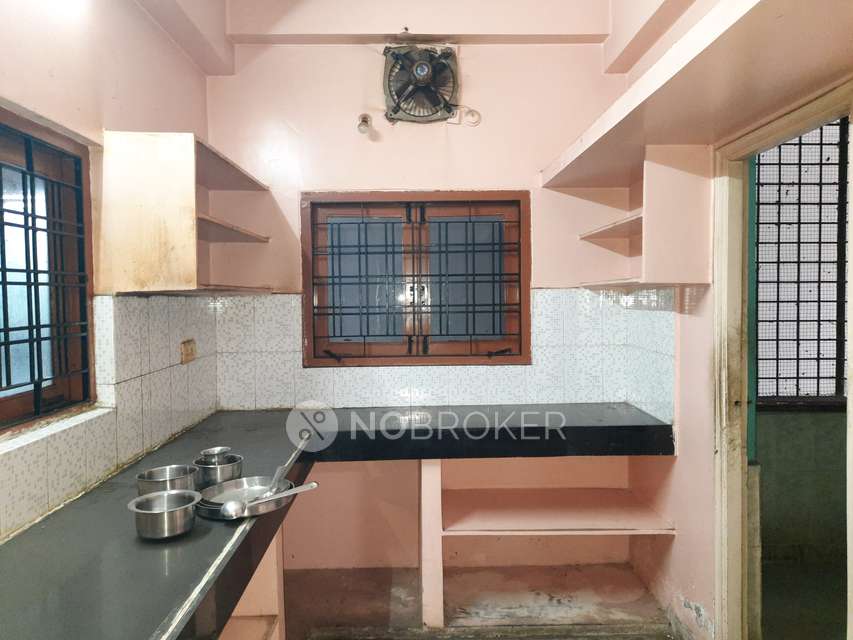 3 BHK Flat In Legend Apartment For Sale  In Himayatnagar