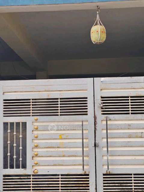 1 BHK Flat In Standalone Building  for Rent  In Kondapur