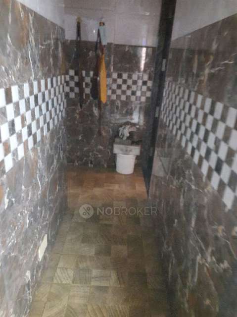 2 BHK Flat In Dev Anand For Sale  In Meghwadi, Lal Baug, Parel