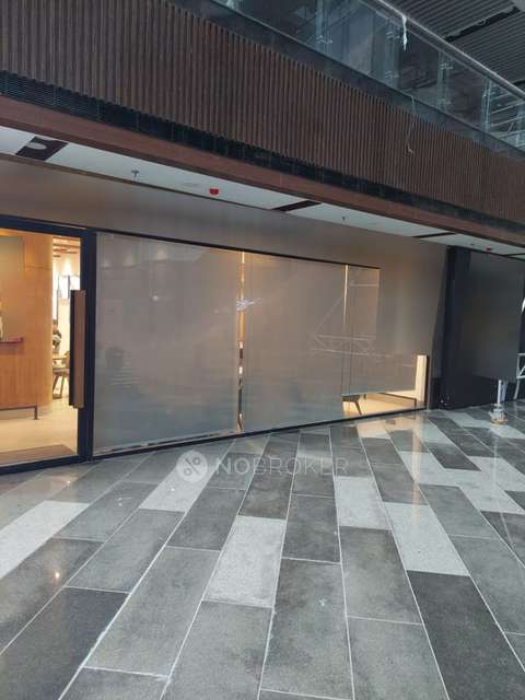 Shop in Alpha Ii, Greater_noida for sale 