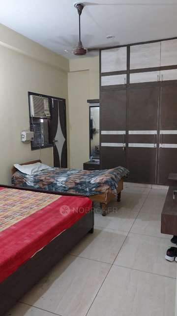 PG for Girls in Sector 11