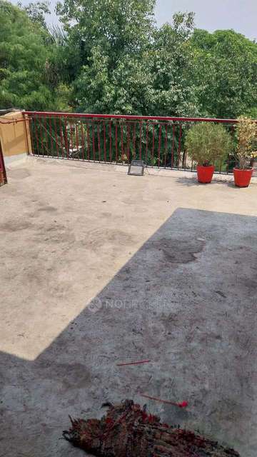 PG for Girls in Sector 11