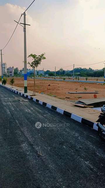 Plot For Sale  In Omr In Magadi Main Road