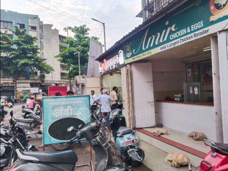 Shop in Guruwar Peth, Pune for Rent 