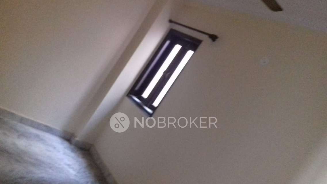 2 BHK Flat for Rent  In Virender Nagar