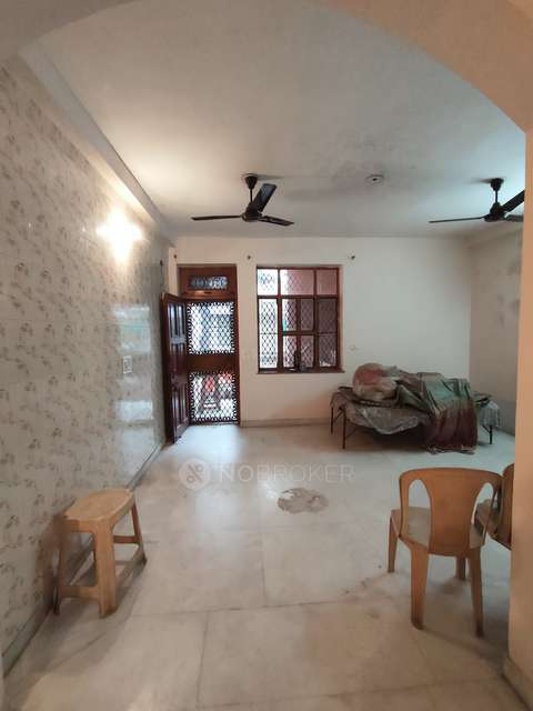 1 BHK Flat for Rent  In Paschim Vihar