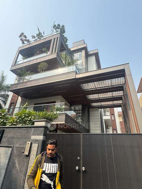 3 BHK House for Rent  In Adikarah Motors