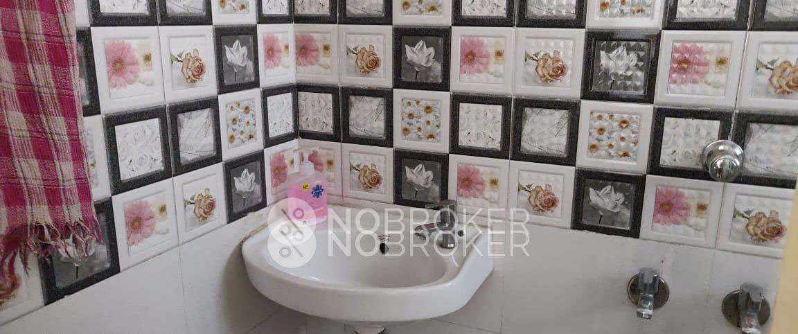 1 RK Flat In Sai Krupa Apartments for Rent  In Somwar Peth