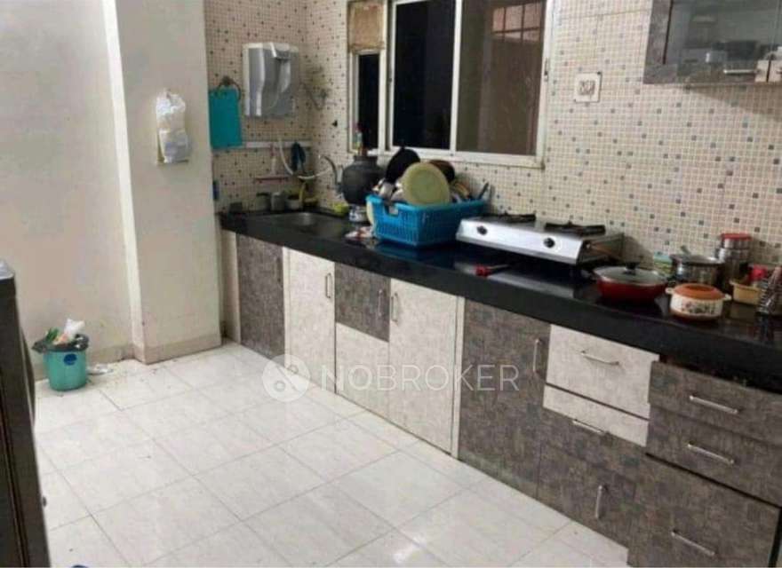 Shared Room for Female In 3 BHK  In Jai Ganesh Varadhasta Society In Pimpri Colony