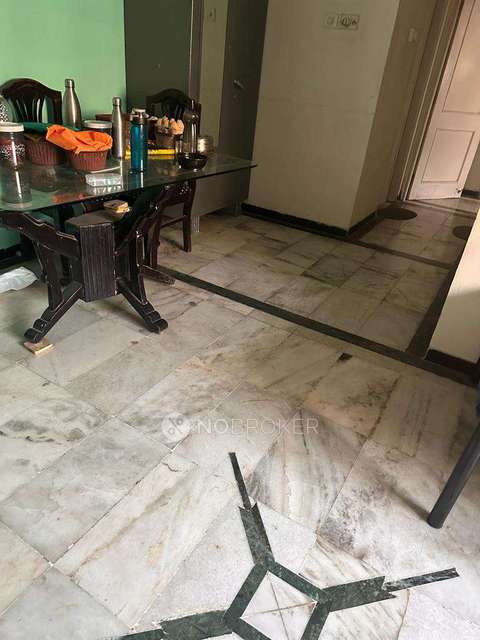 Single Room for Female In 2 BHK  In Palace Orchard In Mohammed Wadi