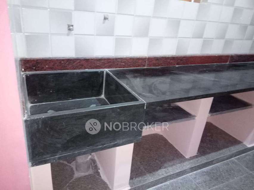 4+ BHK Flat For Sale  In Ejipura