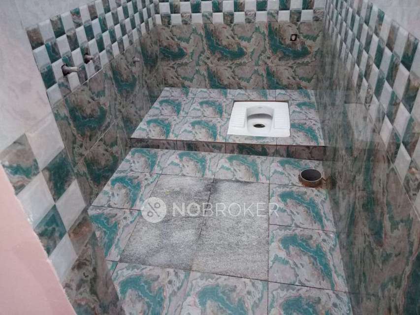 4+ BHK Flat For Sale  In Ejipura