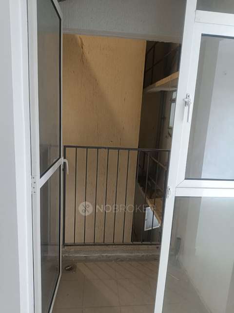 2 BHK Flat In Godrej Boulevard For Sale  In Manjari Khurd