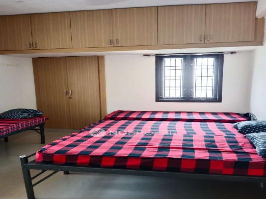 PG for Boys in New Perungalathur