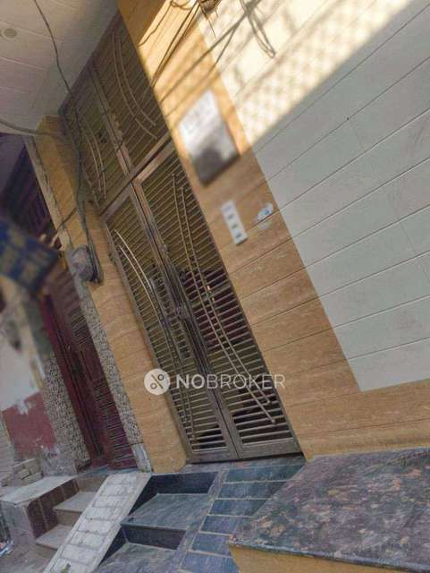 2 BHK House for Rent  In Sector 8