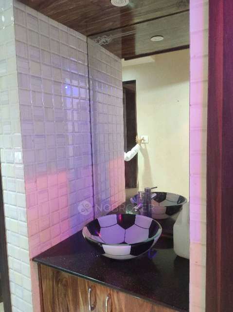 Single Room for Male In 2 BHK  In Manish Garden Chs In Manish Garden, Rudra Colony, Udhyamnagar, Pimpri Colony, Pimpri-chinchwad, Maharashtra 411018, India