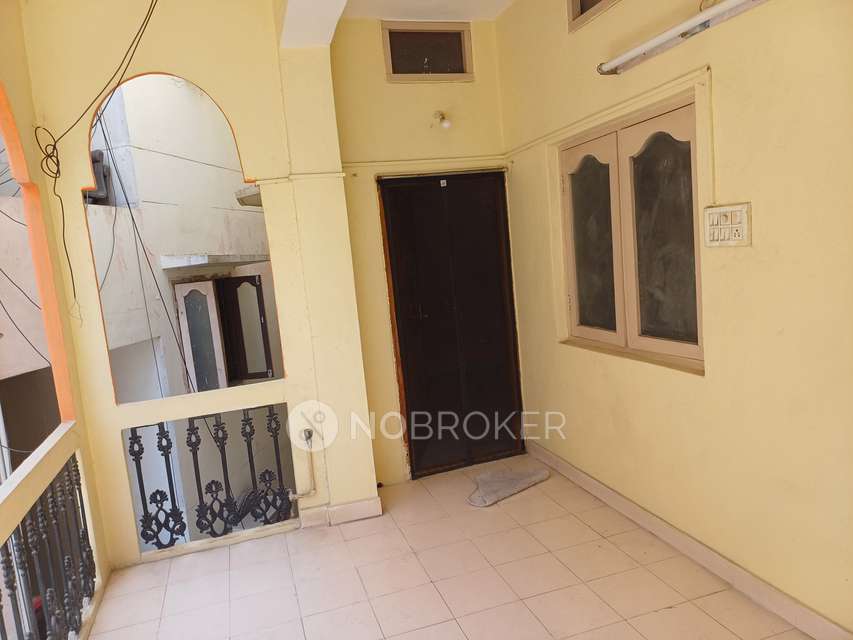 1 BHK Flat In Surya Lakshmi Nilayam for Rent  In Kukatpally