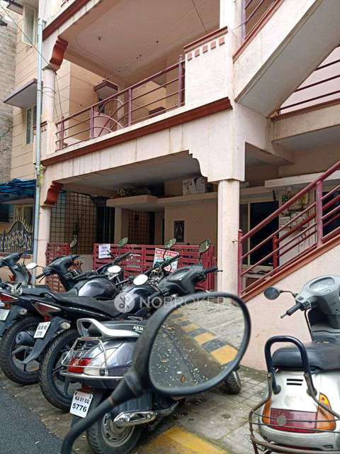 4+ BHK Flat In Standalone Building  For Sale  In Venkatapura