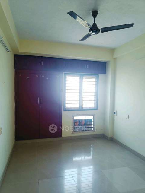 3 BHK Flat In Pace Anusa Appartment Block 1 For Sale  In West Tambaram
