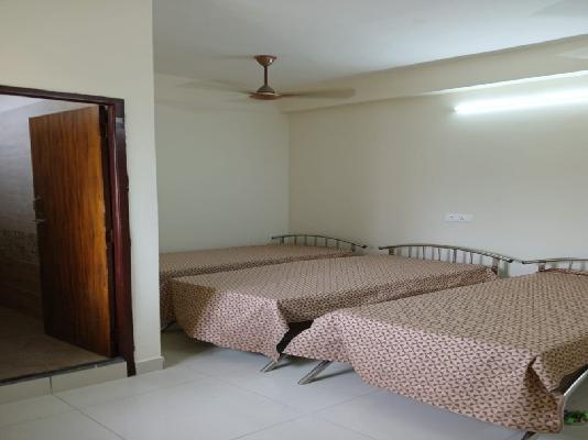 PG for Boys in Siruseri