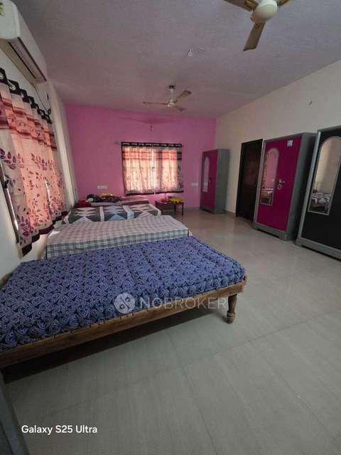 PG for Girls in  Adyar