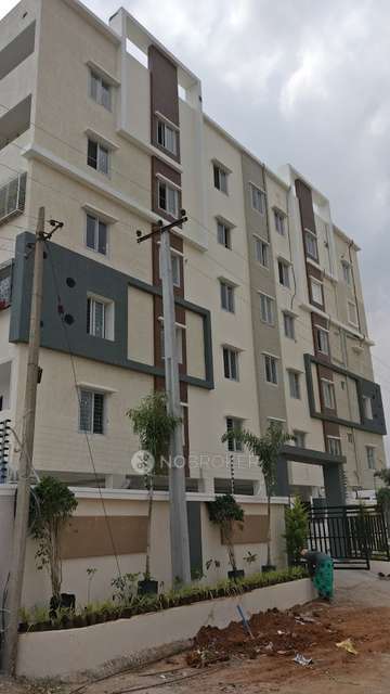 2 BHK Flat In Hill View Residency For Sale  In  Peeramcheru