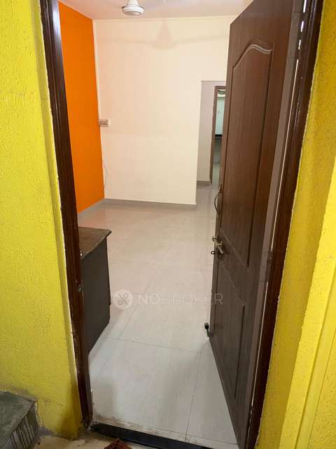 1 BHK Flat In Standalone Building  for Rent  In Gokhalenagar