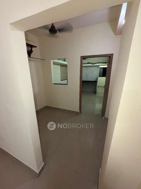 1 BHK Flat In Standalone Building  for Rent  In Gokhalenagar