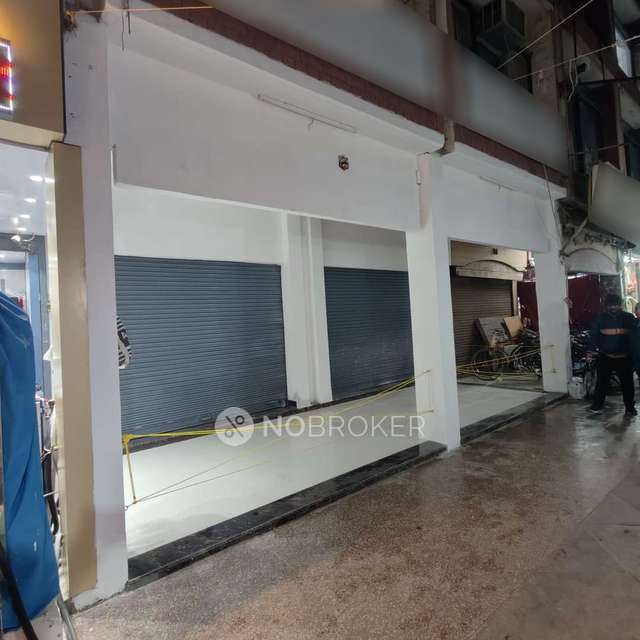 Shop in Saket, Delhi for sale 
