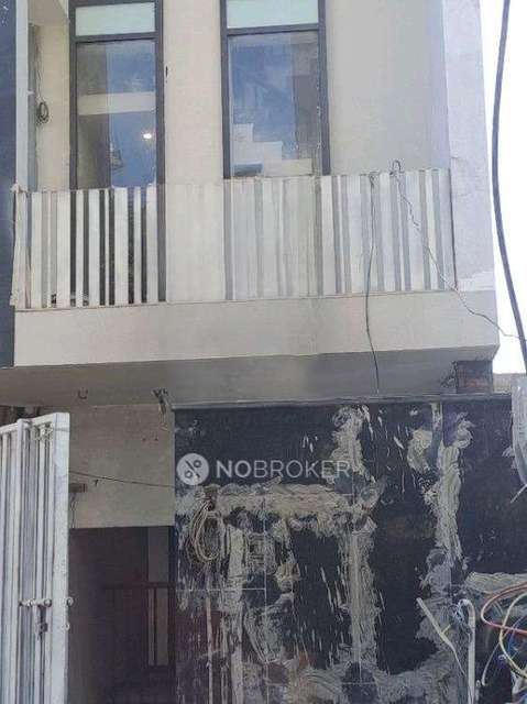 4 BHK Flat In Apartment For Sale  In Sector 39