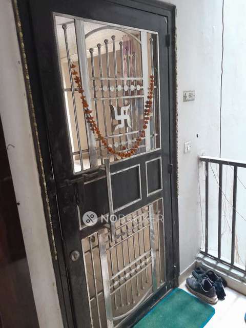 2 BHK Flat In Panchsheel Greens 2, Sector 16b For Sale  In Sector 16b