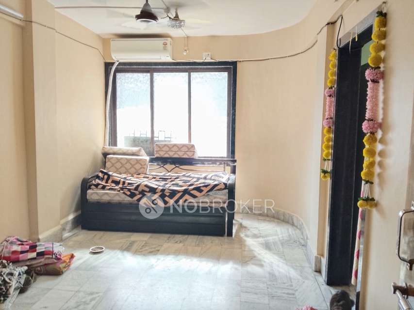 1 BHK Flat In Sree Krishna Nivas For Sale  In Mulund Check Naka Depo