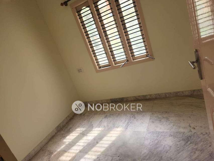 2 BHK Flat In Sapthagiri Building For Sale  In Arakere