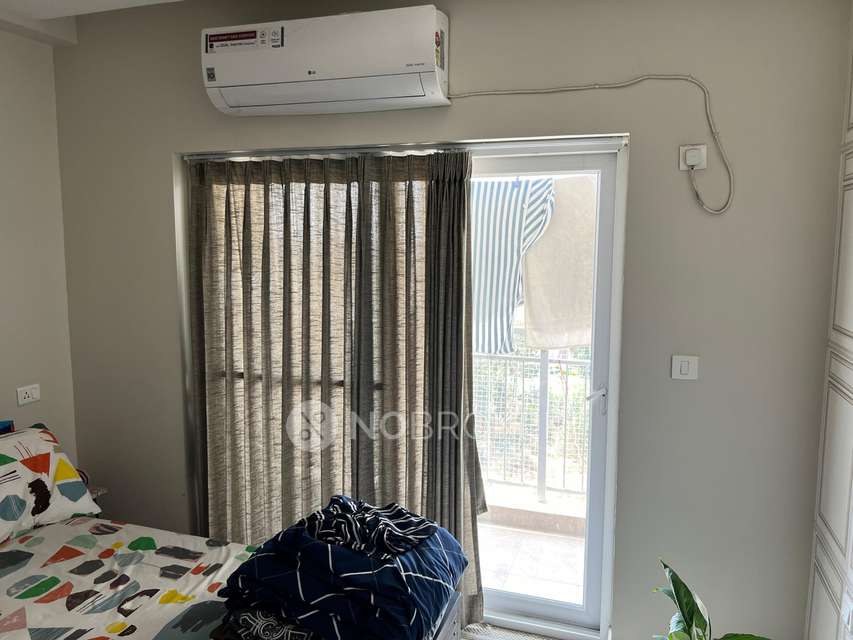 3 BHK Flat In Sjr Palazza City, Doddakannelli For Sale  In Doddakannelli