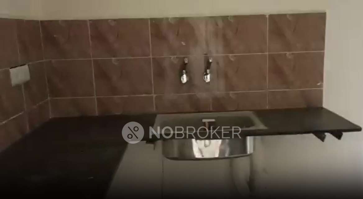 2 BHK Flat In Neelkamal Flat For Sale  In Kazhipathur