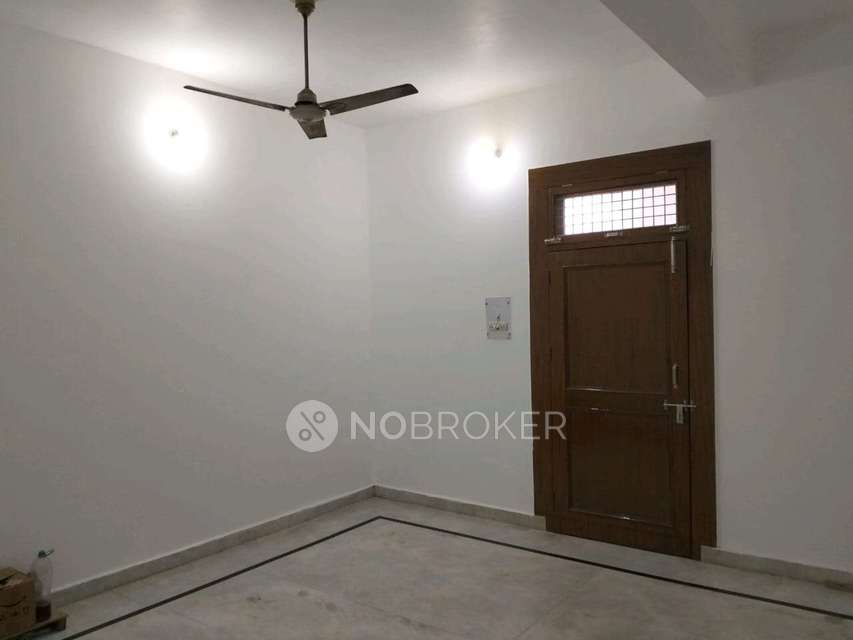 4+ BHK House For Sale  In Karawal Nagar
