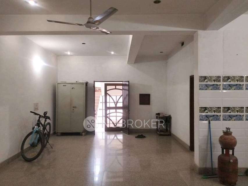 4+ BHK House For Sale  In Karawal Nagar