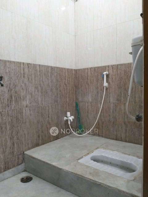 4+ BHK House For Sale  In Karawal Nagar