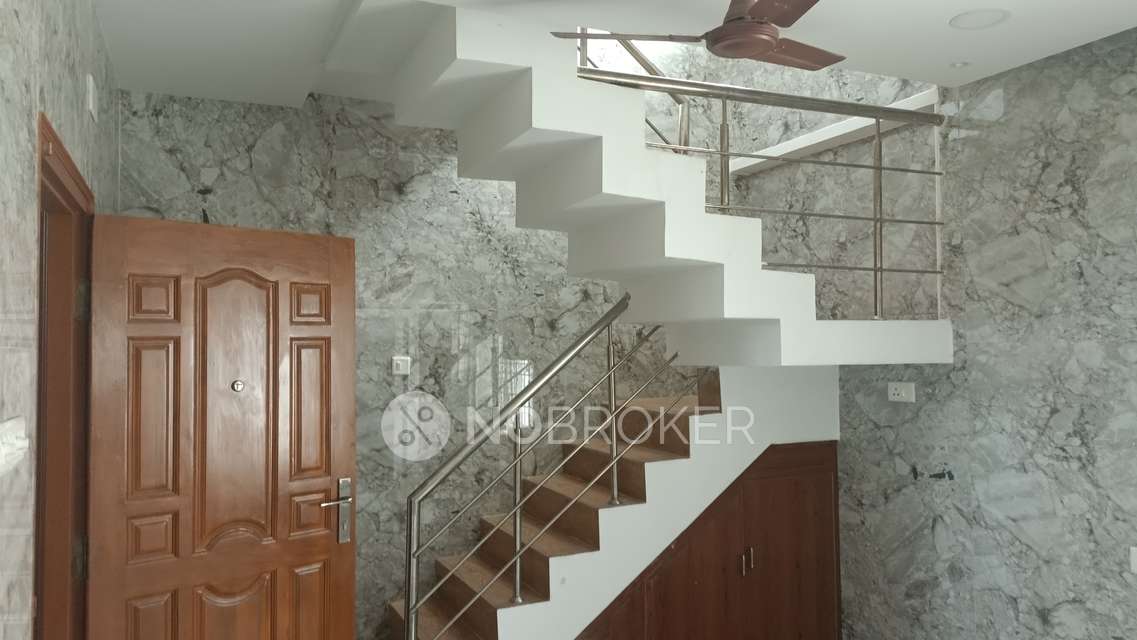 3 BHK Flat In Jayachandran Homes For Sale  In Vadapalani