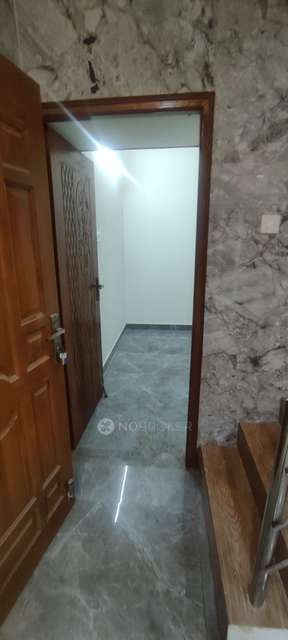 3 BHK Flat In Jayachandran Homes For Sale  In Vadapalani