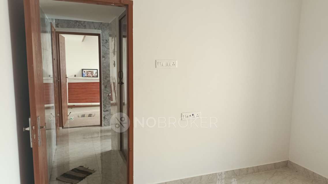 3 BHK Flat In Jayachandran Homes For Sale  In Vadapalani