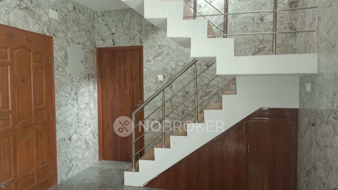 3 BHK Flat In Jayachandran Homes For Sale  In Vadapalani