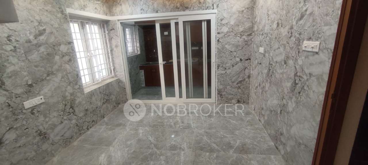 3 BHK Flat In Jayachandran Homes For Sale  In Vadapalani