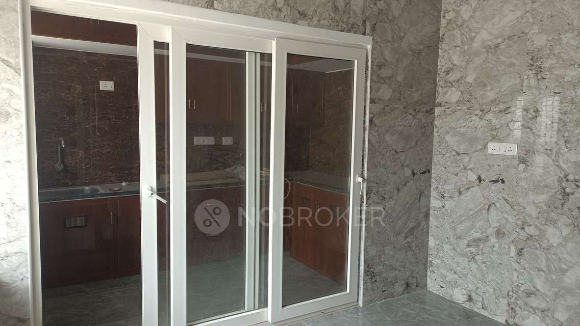 3 BHK Flat In Jayachandran Homes For Sale  In Vadapalani