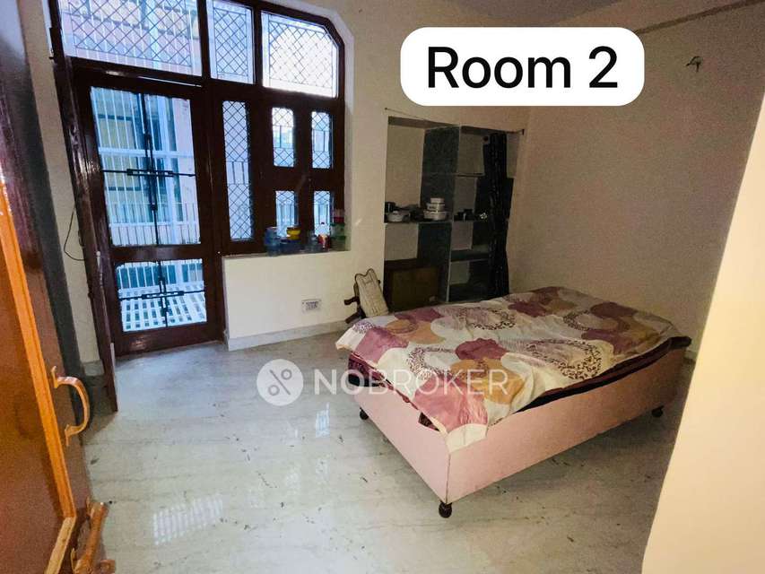 2 BHK House for Rent  In  Beta 1