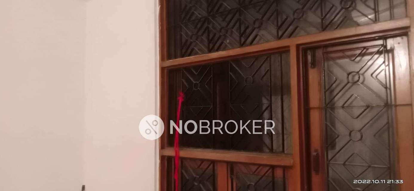 3 BHK Flat In Sb For Sale  In Shahdara