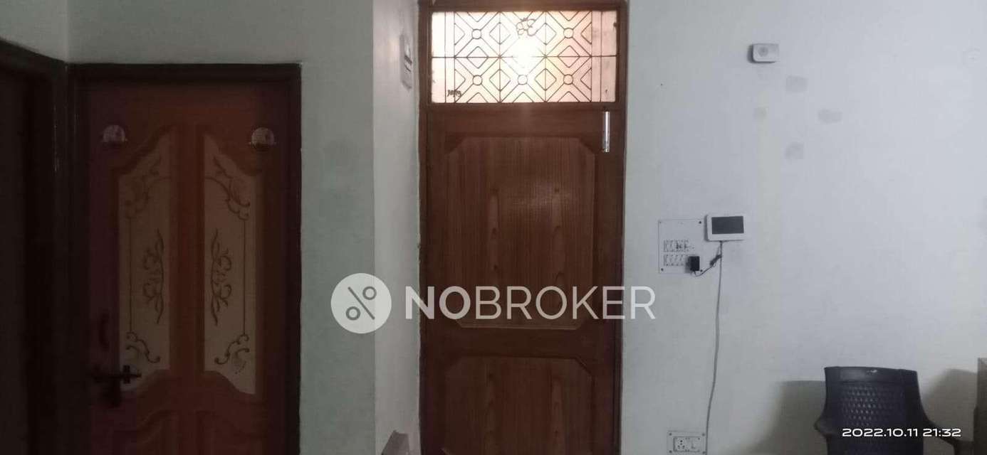 3 BHK Flat In Sb For Sale  In Shahdara