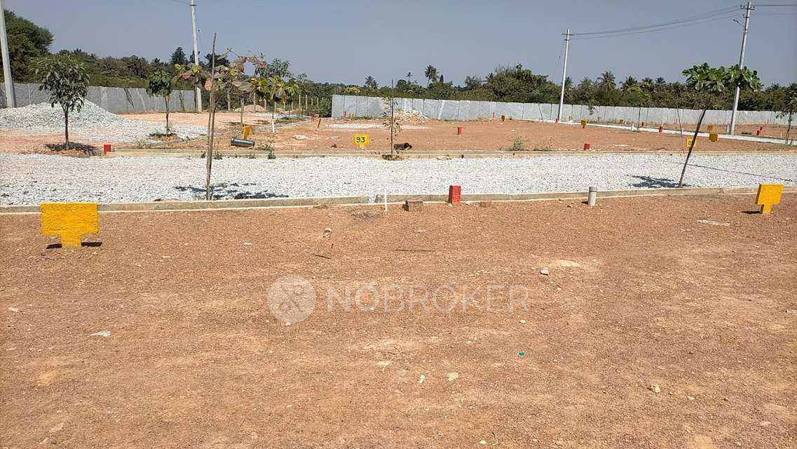 Plot For Sale  In Arya Prakruthi Enclave Layout  Phase3 In Cheemasandra